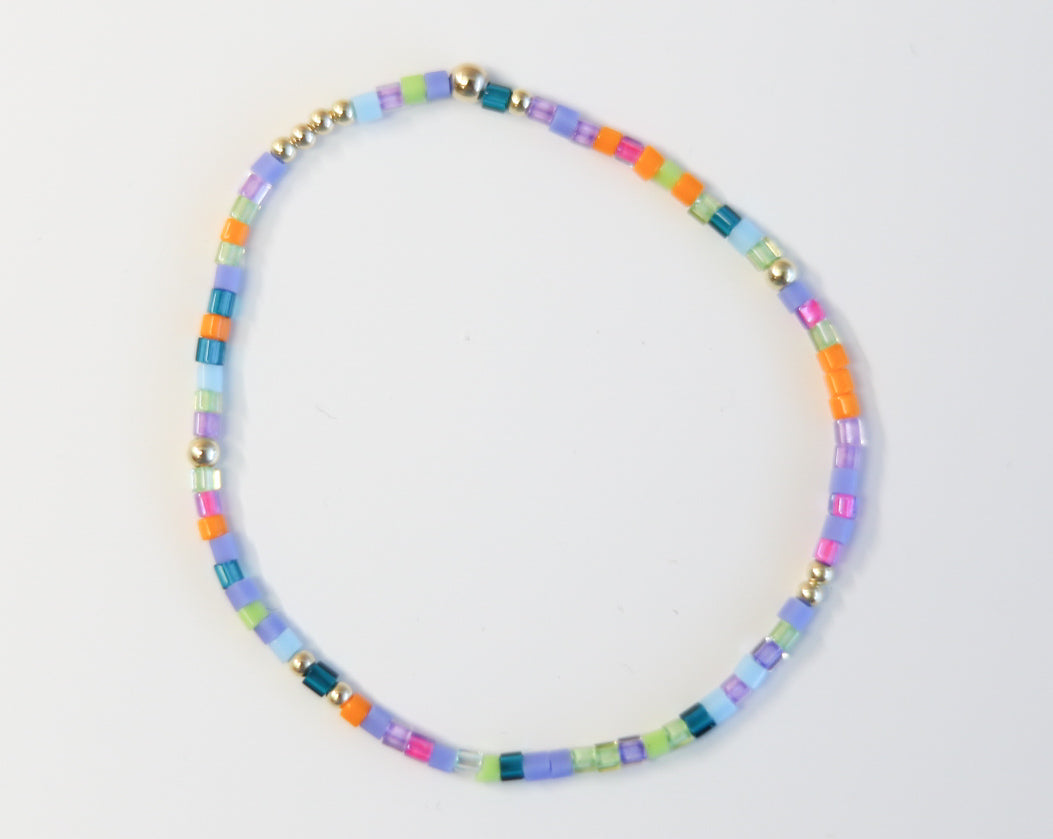 Retro Twist Glass Bead Bracelet