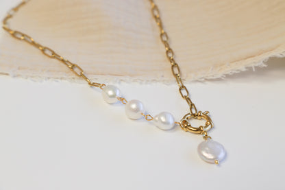 Luna Link 16” Necklace