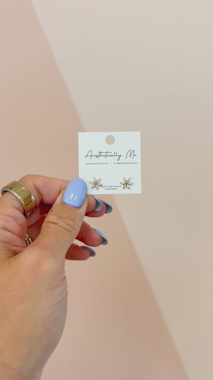Daisy Sleeper Studs